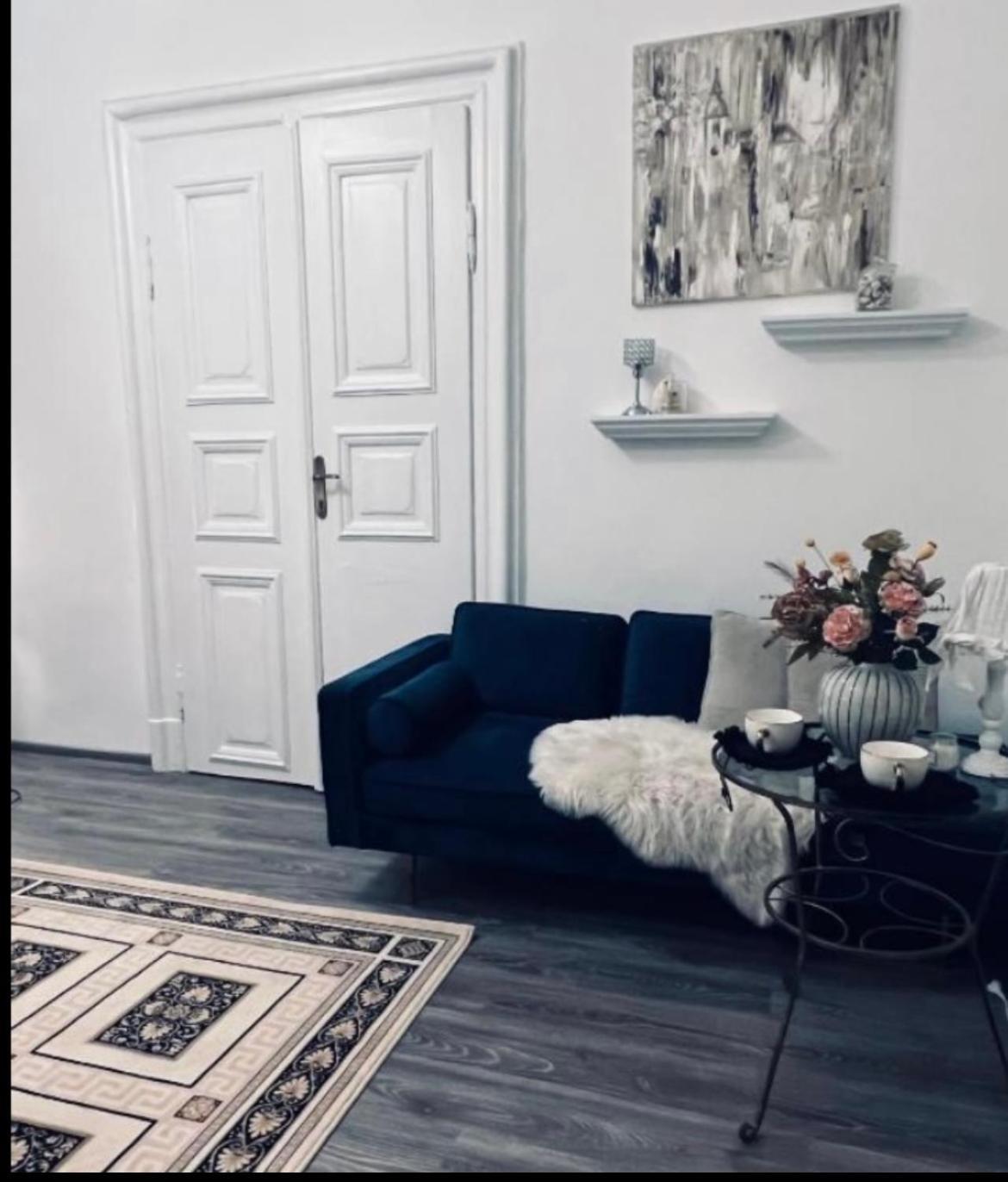 Csaky Palace 3 Bratislava Apartment Luaran gambar